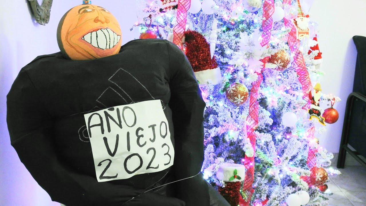 Quema Del Año Viejo 2023 / Recibiendo El Año Nuevo 2024 / Barranquilla - Colombia