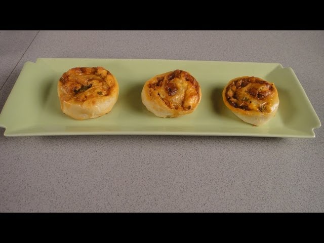 Pizza Scrolls | Sanjeev Kapoor Khazana