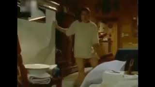 Bumil cantik melahirkan sendiri di kamar