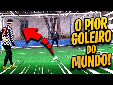 DESAFIO DE PÊNALTI COM O PIOR GOLEIRO DO MUNDO!!!!