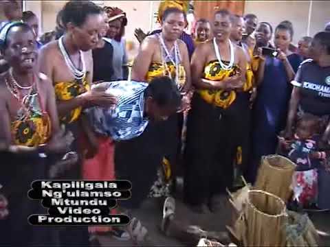 NGOMA KALI SANA KULAMSA MAANA YAKE KUSALIMIA YA KABILA LA WAGOGO KUTOKA DODOMA TANZANIA