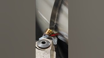 Cazeneuve HB725 making some nice chips #machine #machinist #chips #lathe #cazeneuve