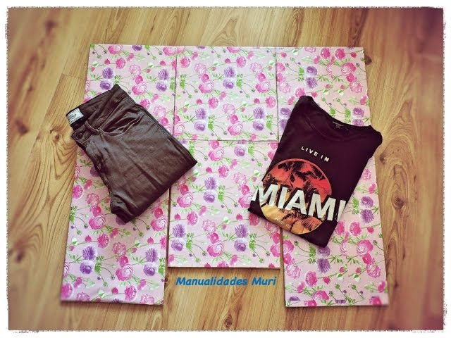 How to Fold a t-shirt using cardboard  Maquina para doblar ropa, Doblar  camiseta, Doblar camisas