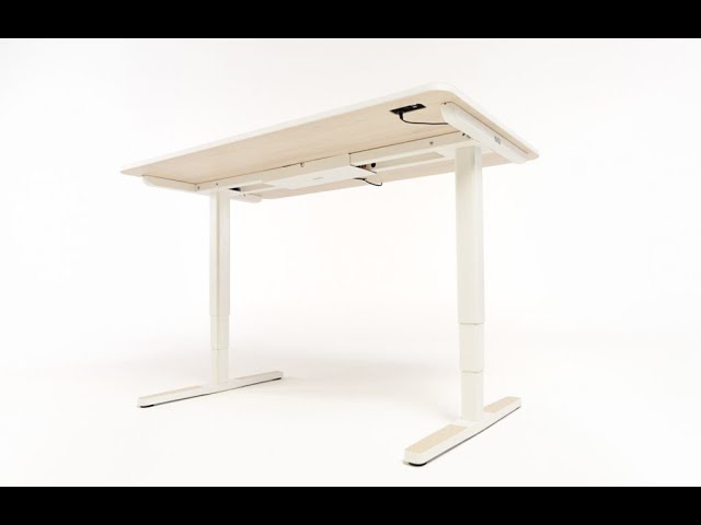 Yaasa Adjustable Desk Pro // Dark (60"W x 29"D) video thumbnail