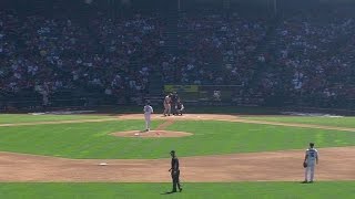 SF@ARI: Greinke tosses strike for first pitch of 2017