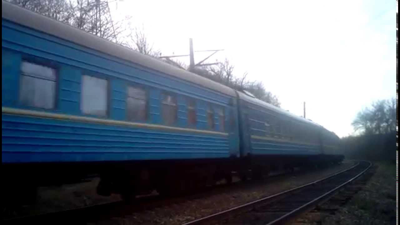 30 километровый поезд под донецком. Поезд Москва Донецк. Фирменный поезд Донецк. Поезд 9 Москва Донецк