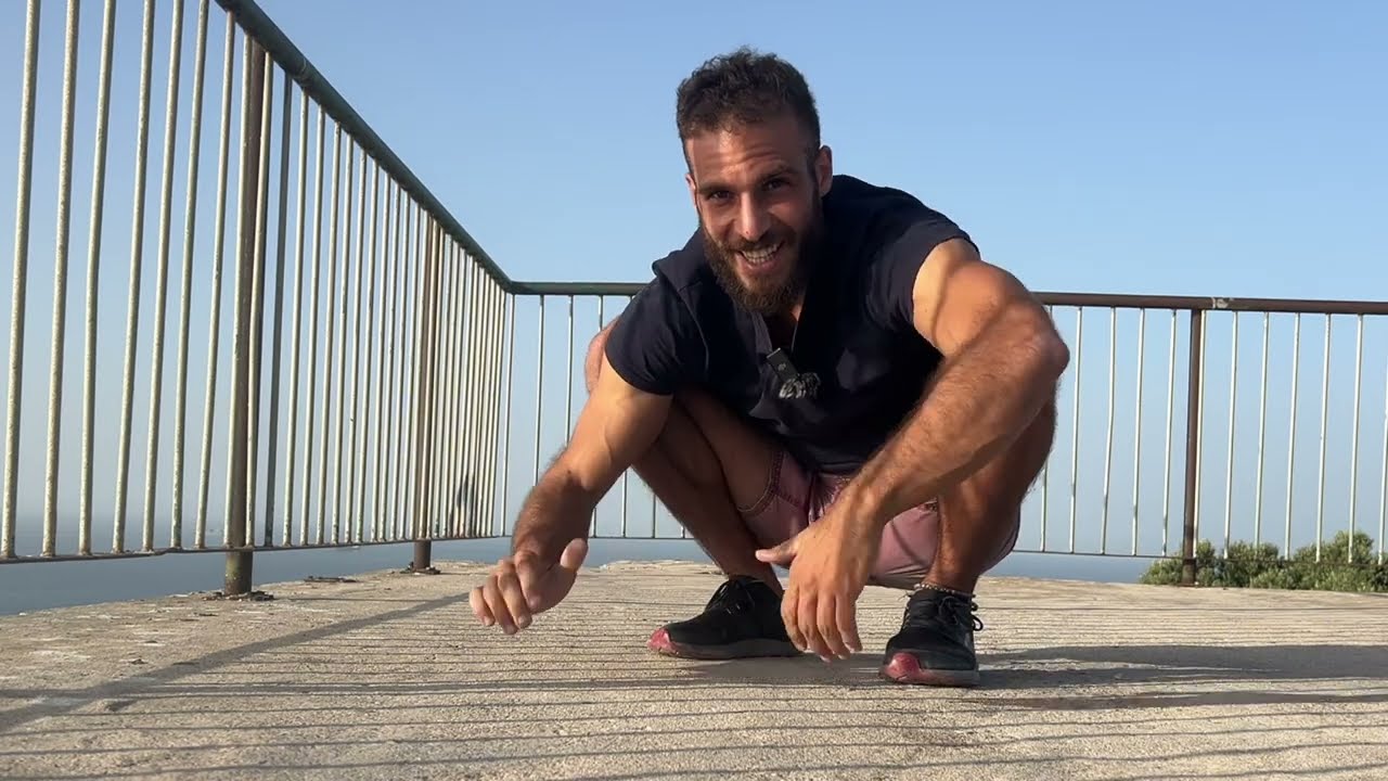 تحقيق القرفصاء العميق: بناء التحمل والقوة في الساقين