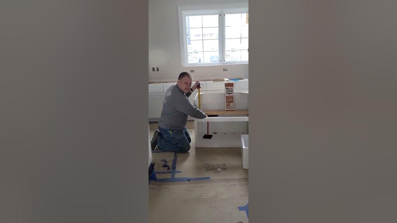 Making a cabinet installation jack 