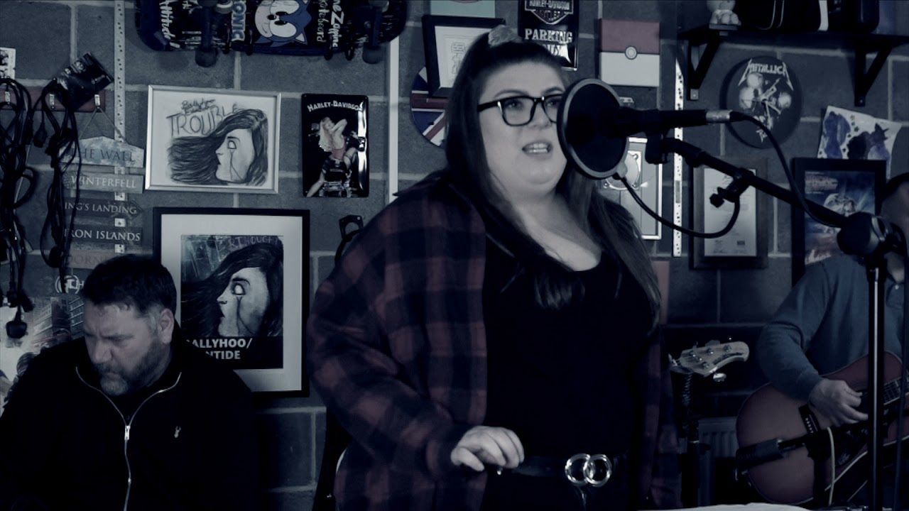 Russell and the Love Muscles - Sweet Dreams (Cover)