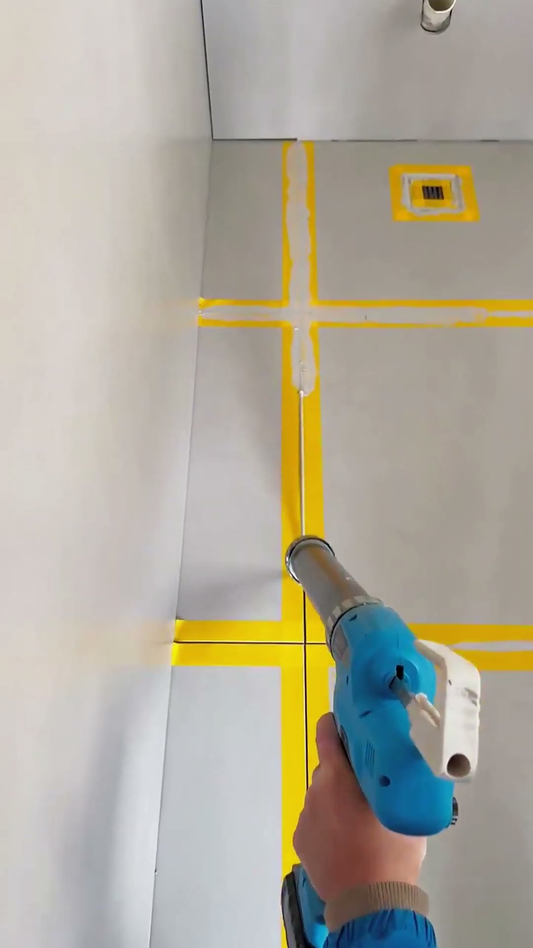 Tile gap construction process- Good tools and machinery make work easy