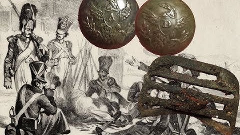 Metal detecting finds 180 year old eagle buttons and relics.