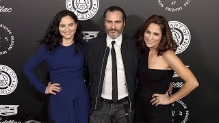 Joaquin Phoenix, Rain Phoenix, Summer Phoenix 