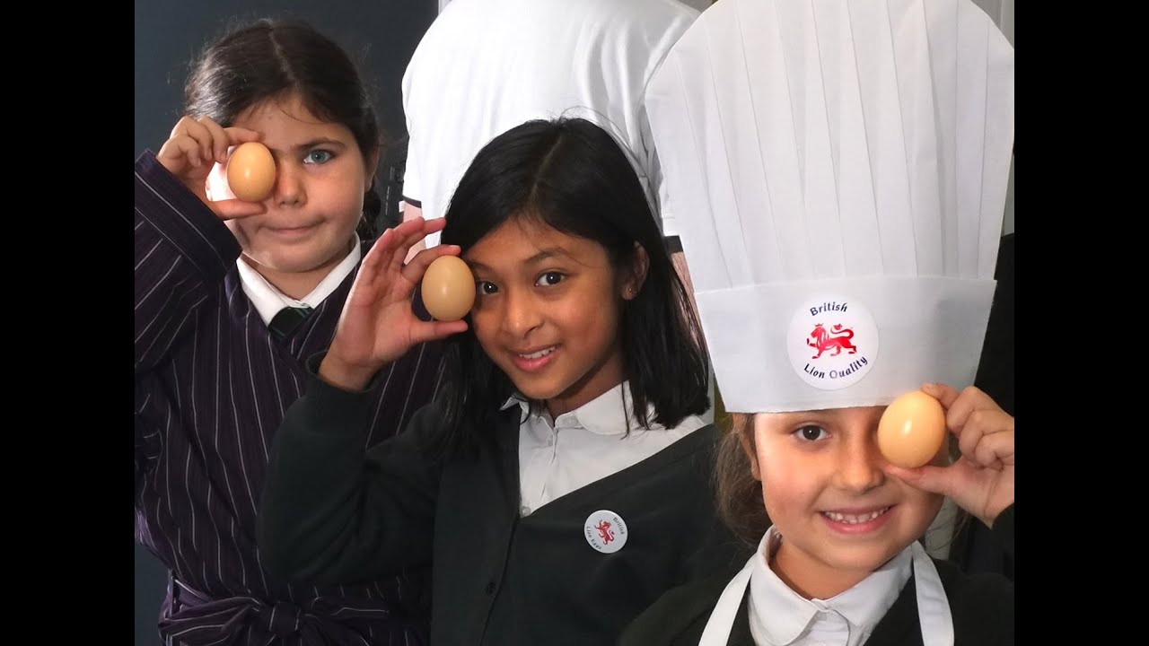 Pickhurst Junior Academy go to school on an egg!
