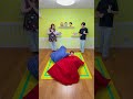 どっちが勝つ❓布団チャレンジ💥#shorts