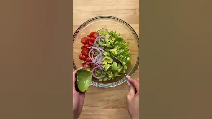 Lunch Ideas | Turkey Cobb Salad