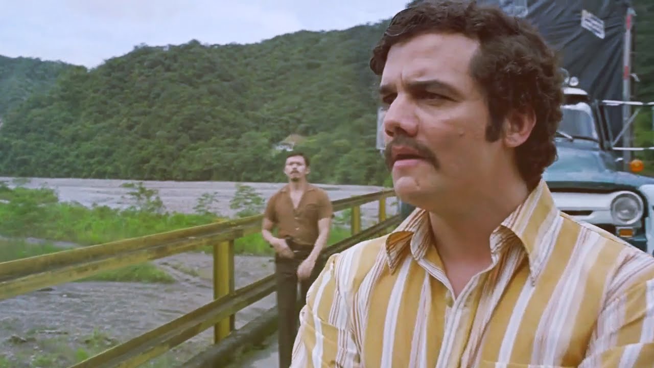 plata o plomo ´– — narcos mexico → 2.02 ( for @lalunarian )