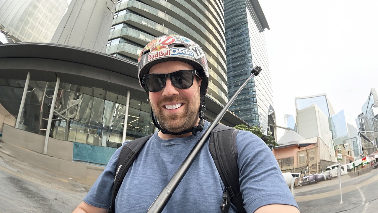 Morning Boosted Electric Skateboard Commute in Toronto 360