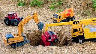 Rescue the truck from the pit with excavator and crane truck screenshot 1