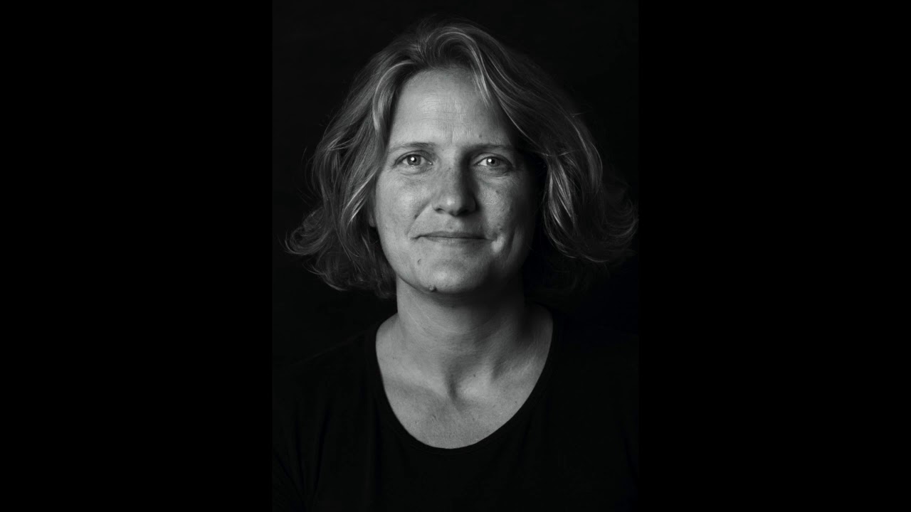 'SOM JAG ÄR' (As I am). Kristinehamn people from 0-100 years.