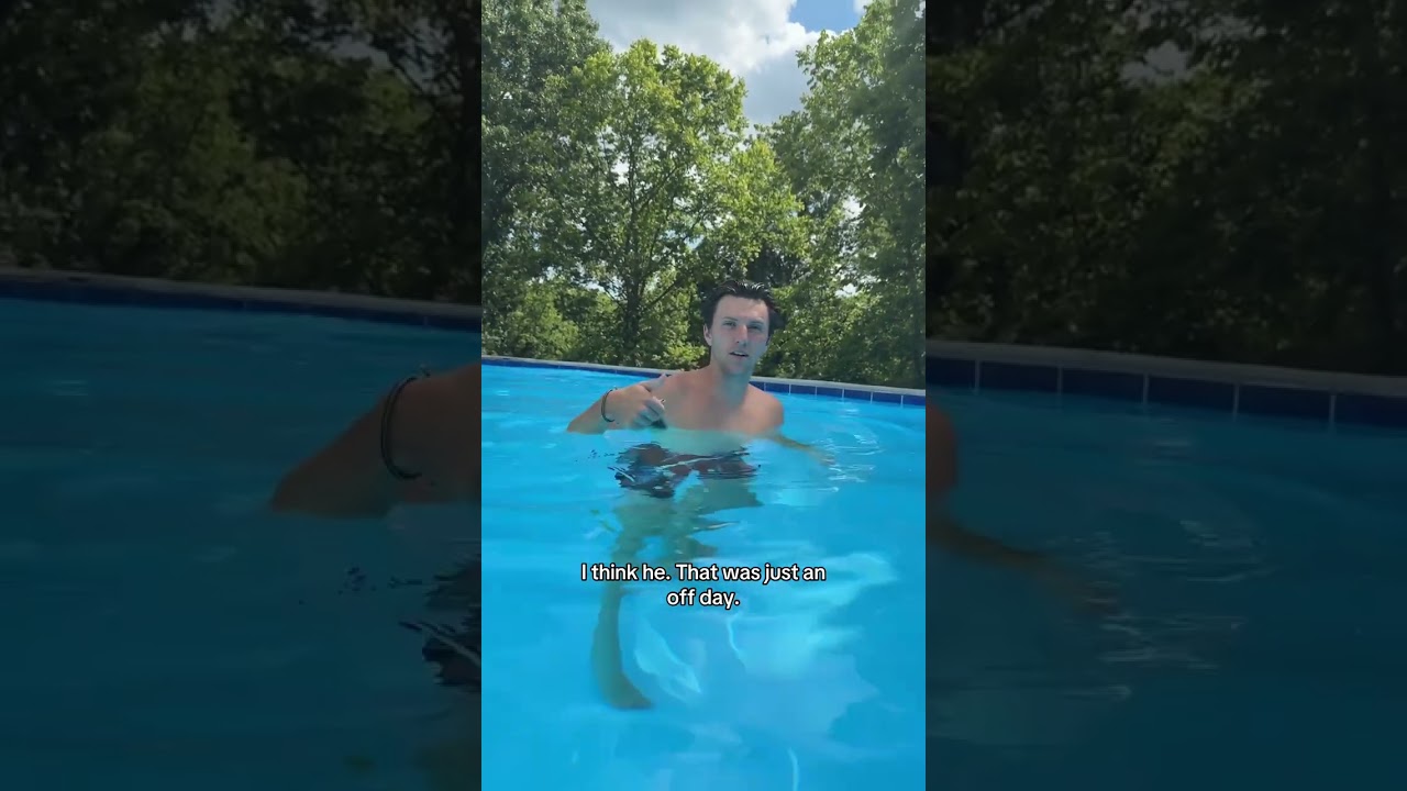 The best pet 😊 #pool #pet #frog