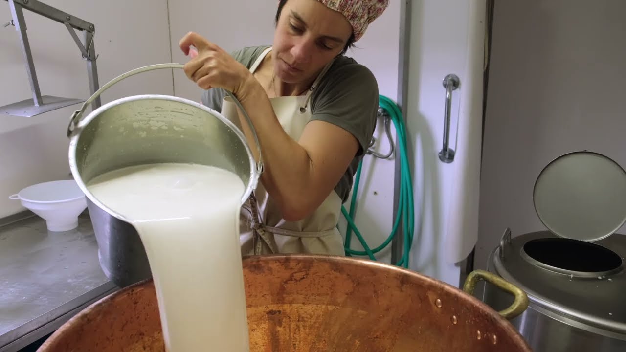 LA FABRICATION /"Quotidienne et à la main"