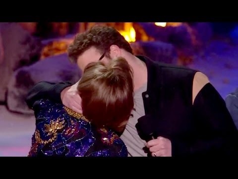 seth-rogen-makes-out-with-mom---2014-mtv-movie-awards-best-kiss