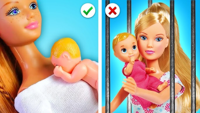 Una mamá creo la primera Barbie embarazada y que amamanta a su bebé, Noticias