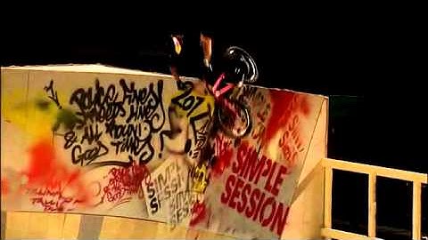BMX - DREW BEZANSON GOING CRAZY @ SIMPLE SESSION