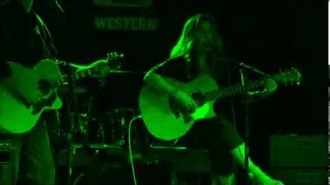 Wicked Game, Laura Moe