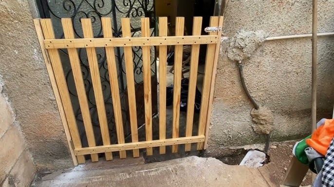 Puerta de seguridad para niños o mascotas 