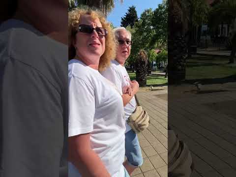 Реакция людей на странные просьбы. Пранк Антон Теляков