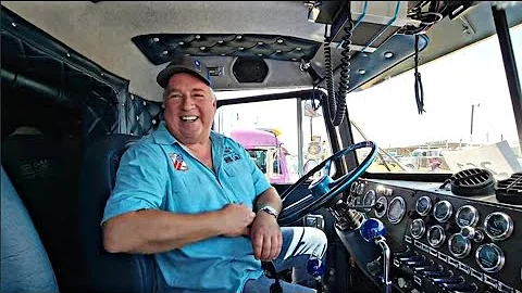 The Only 1981 Kenworth W900 Semi Truck Like This In America