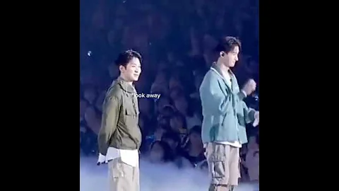 THE WAY HE AVOIDED THE EYE CONTACT AND HIS SMILE #wonwoo #dk #seventeen #carat