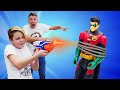 Новое видео шоу с супергероями - Что случилось с Робином? - Игры битвы в Полицейской Академии