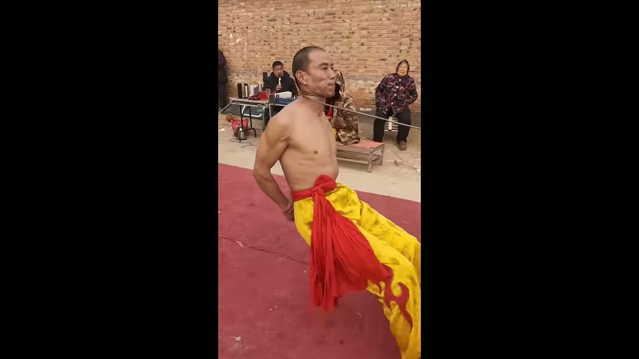 Incredible Power Of A Shaolin Monk 
