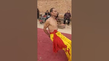 Incredible power of a Shaolin Monk😱