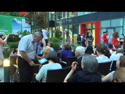 \"პასუხები ბეგბედერს\" - 19 ავტორის მონაწილეობით შექმნილი კრებული