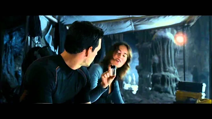 The Cave : Mermaid - Lena Headey as Kathryn Jennings