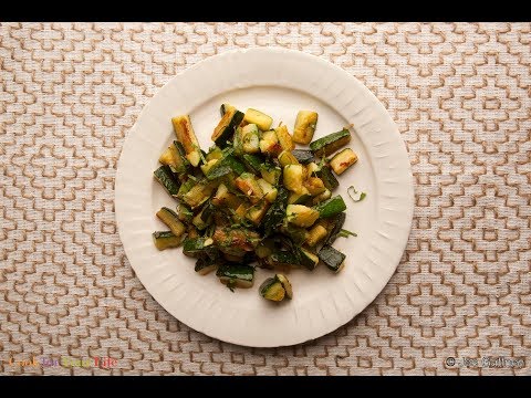 Video: Zucchini Diperap Dengan Pudina