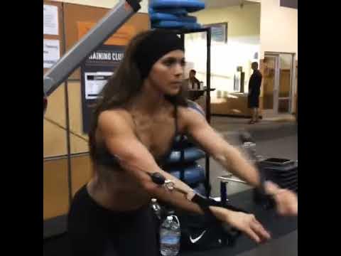 Aspen Rae бодибилдер