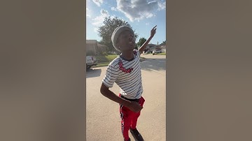 That one friend who always stutter😂