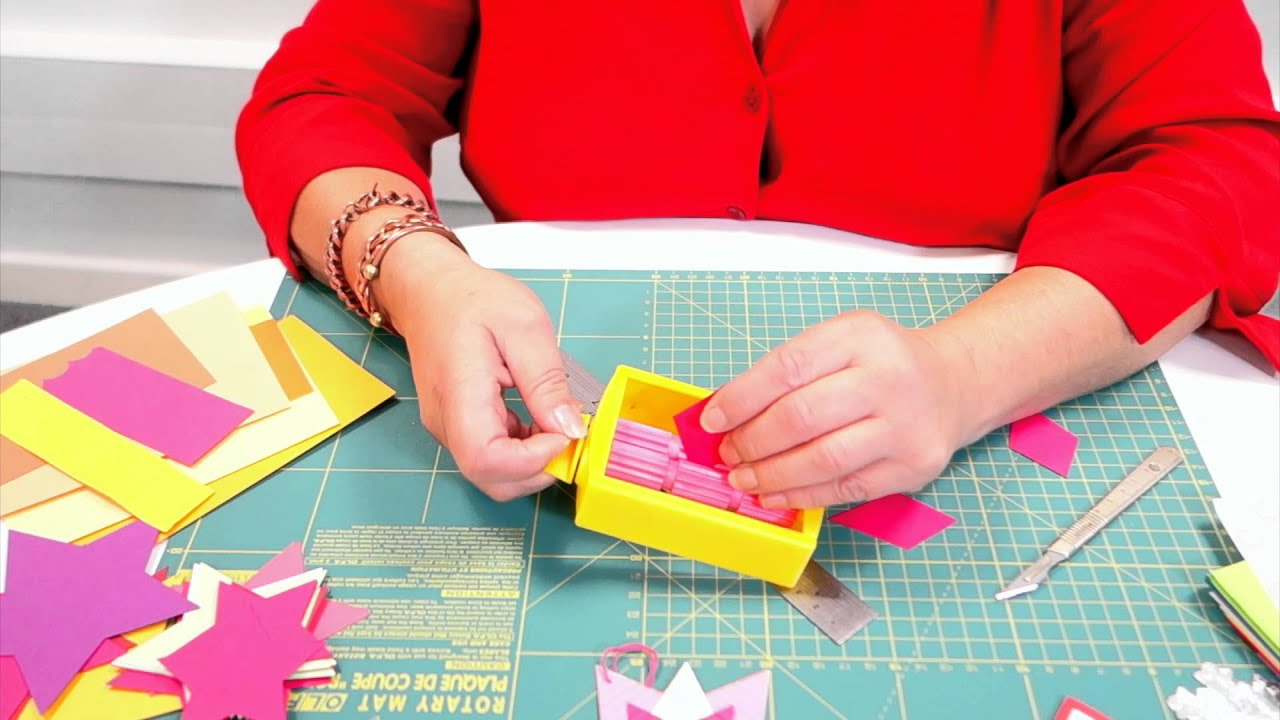 HOW TO USE A PAPER CRIMPER 