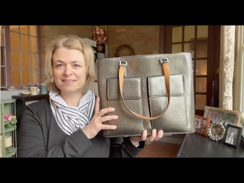 Louis Vuitton Wilwood -- Unboxing from Fashionphile 