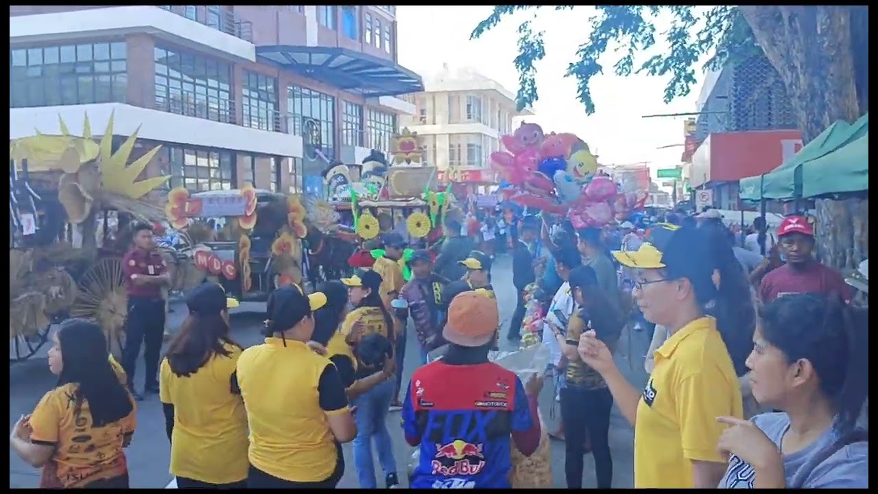 PAMULINAWEM FESTIVAL CALESA PARADE LAOAG CITY 2024