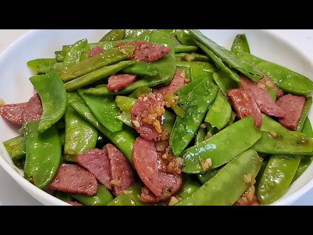 Stir Fry SNOW PEAS recipe | Easy Snow Peas Garlic and Chinese Sausage | SNOW PEAS RECIPE class=