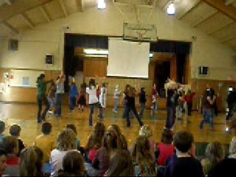 Movers:  Hayfork Elementary School Hallowe'en Performance Art