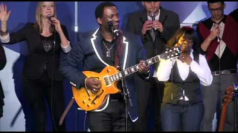 Noel Robinson  - Rain (Live)