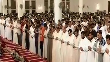 الشيخ عبدالله كامل |  صلاة التراويح 2 رمضان 1439 الجزء الثانى من القران الكريم  روعة لا تفوتك