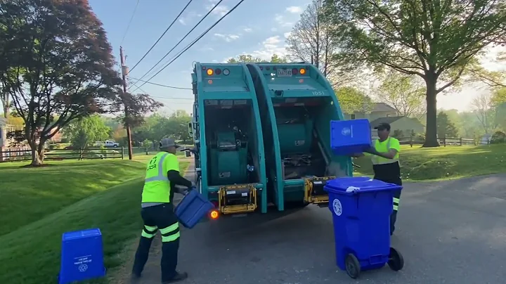 Mack Granite Split McNeilus vs Mack LR Split McNelius