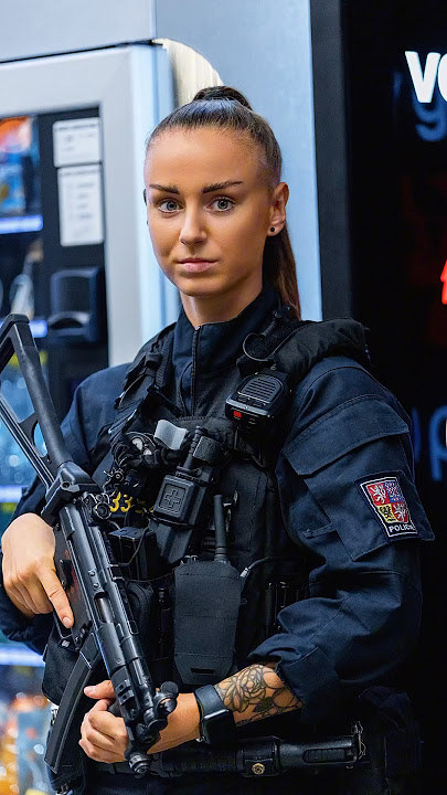 Arrest me please😍Beautiful Policewoman